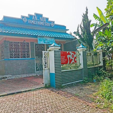 Oyo 90369 An Nur Family Homestay Syariah Cigombong Exterior foto