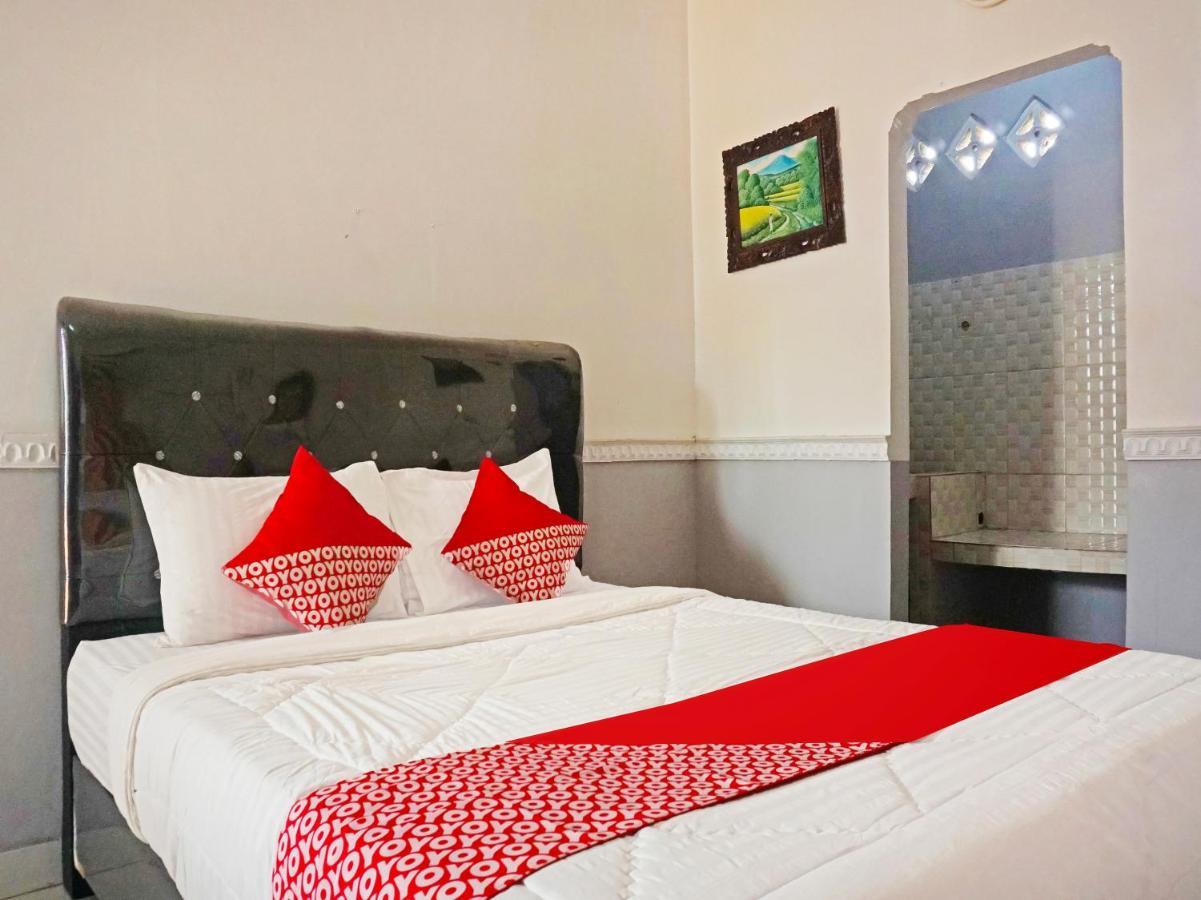 Oyo 90369 An Nur Family Homestay Syariah Cigombong Exterior foto