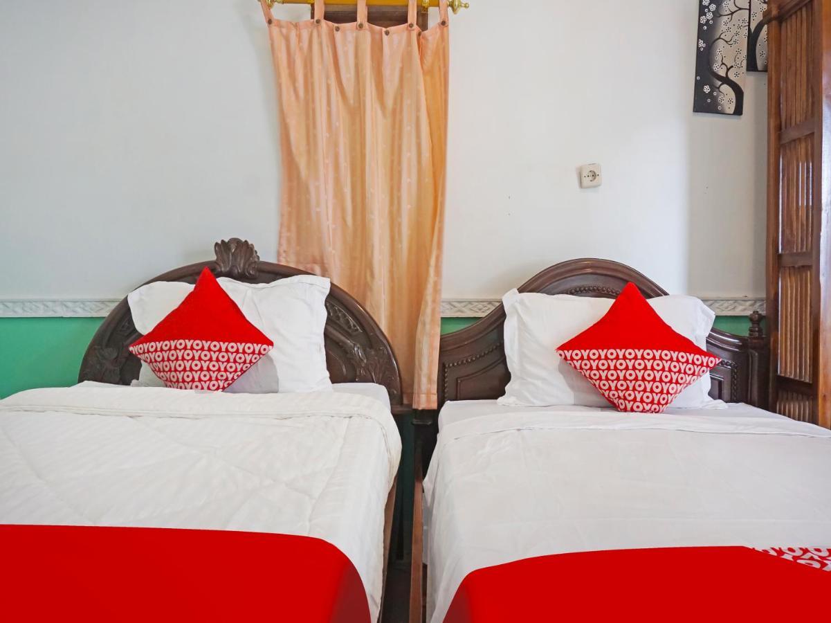 Oyo 90369 An Nur Family Homestay Syariah Cigombong Exterior foto