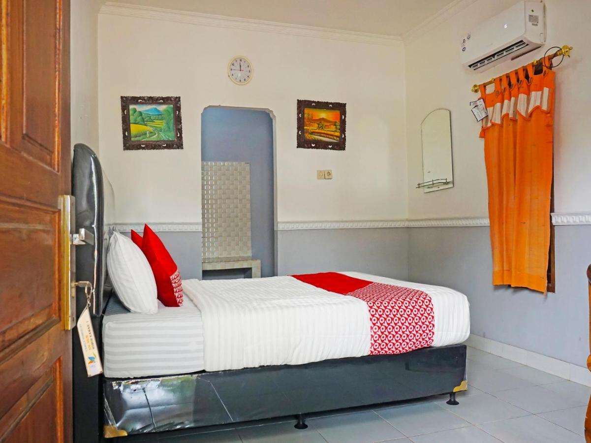 Oyo 90369 An Nur Family Homestay Syariah Cigombong Exterior foto