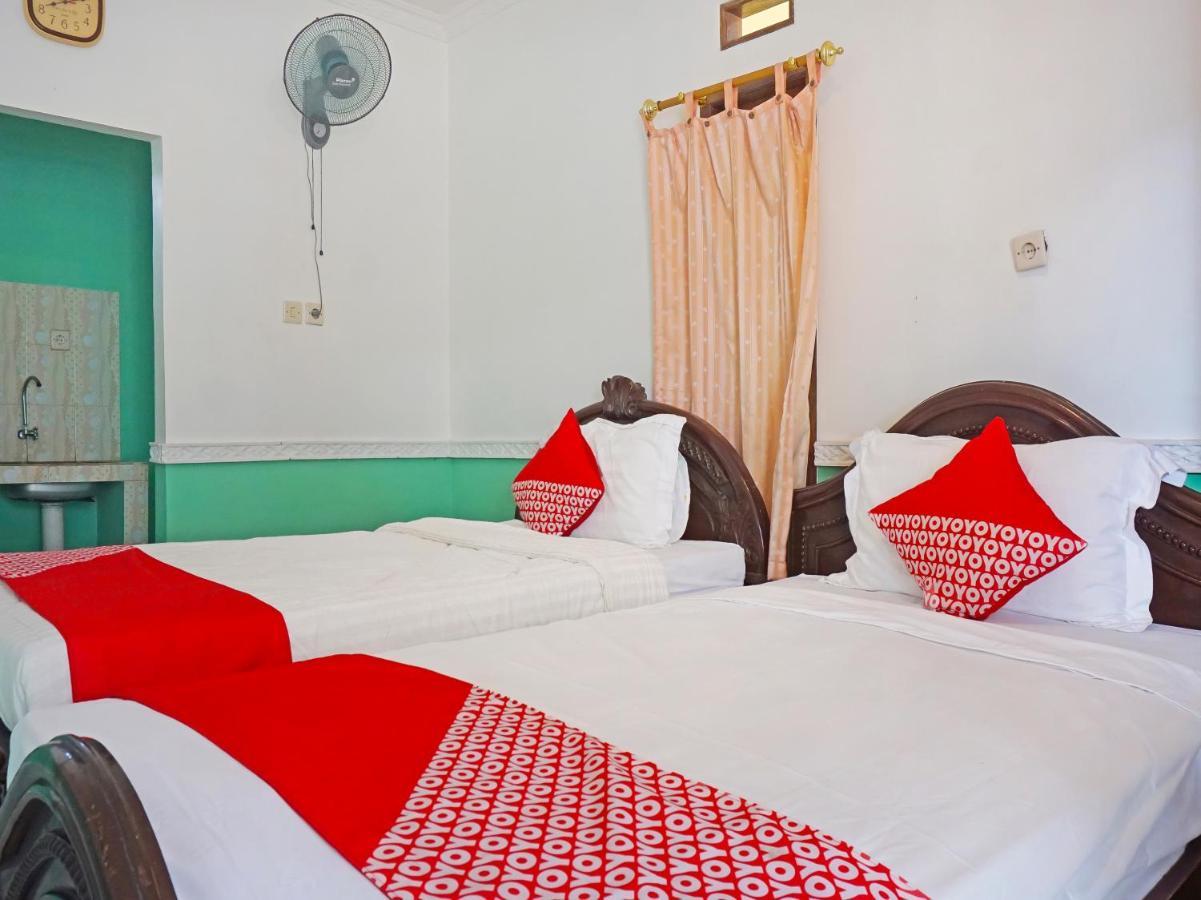 Oyo 90369 An Nur Family Homestay Syariah Cigombong Exterior foto